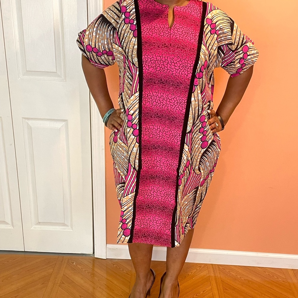 Beautiful Ankara print shift dress.